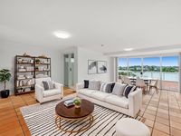 135 Macquarie Street, Teneriffe