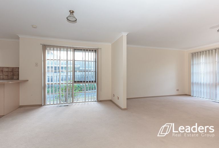 1 / 3 Newbigin Street, Burwood