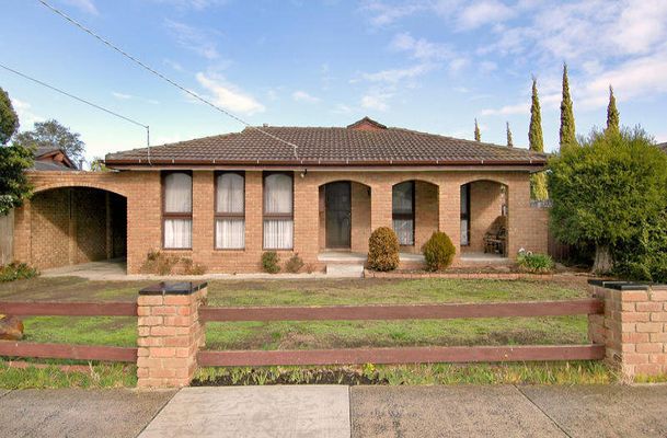 7 Beacon Hills Way, Craigieburn