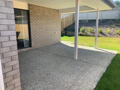 1 / 18 Hawthorn Street, Beaudesert