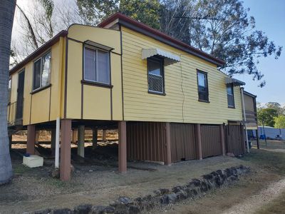 4 Charlotte Street, Blackstone