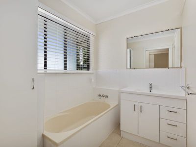 5 Muirfield Crescent, Tewantin