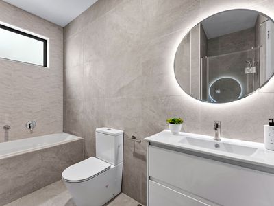 75 Tarapuka Road, Westgate