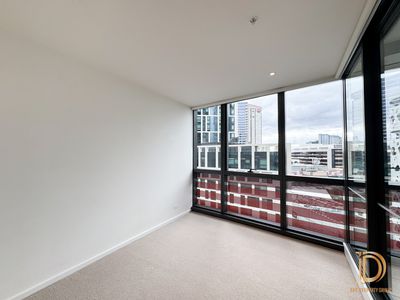 901N / 883 Collins Street, Docklands