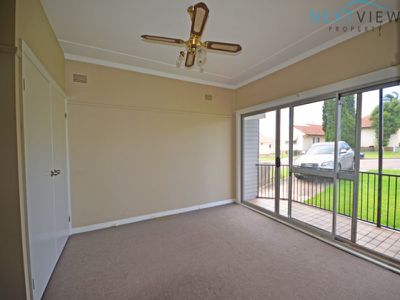 30 King Street, Waratah West