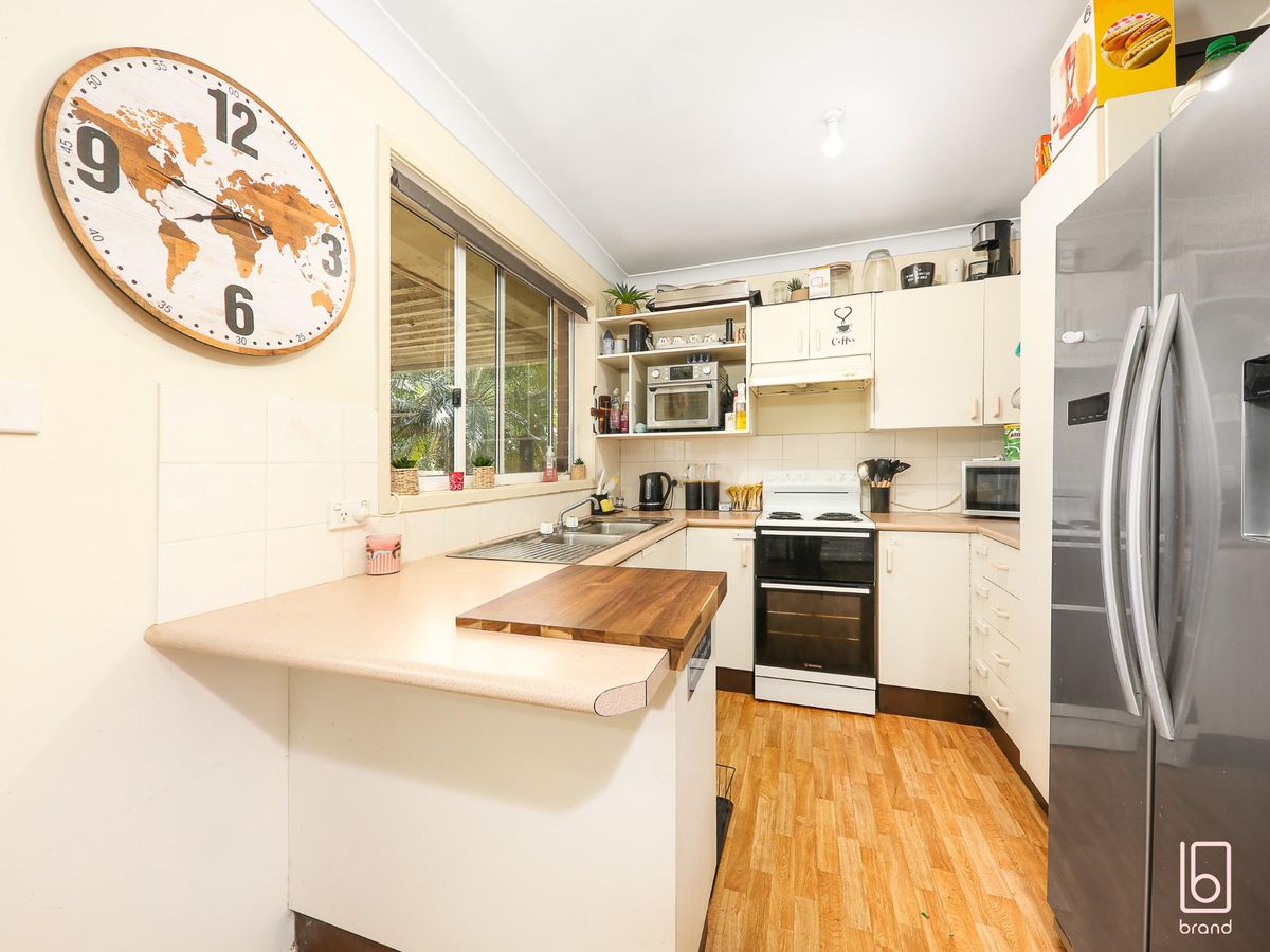 16 Wongala Avenue, Blue Haven