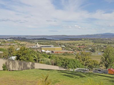 153 Farmborough Road, Farmborough Heights