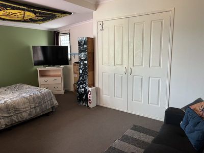121 Johnstons Road, Mannuem