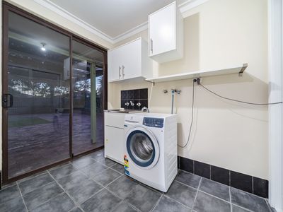 24 Hackettiana Avenue, South Lake