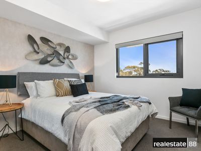 42 / 172 Railway Parade, West Leederville
