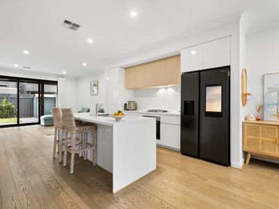 98 Wirra Drive, New Port