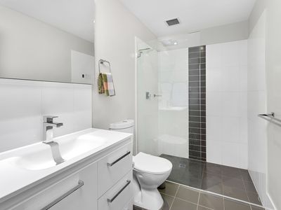 15 / 124 Princes Highway, Fairy Meadow