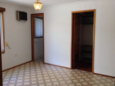 122 Central Avenue, Oak Flats