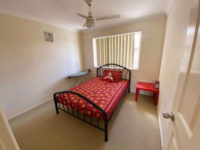 9 / 11 PYRANEES STREET, Calamvale