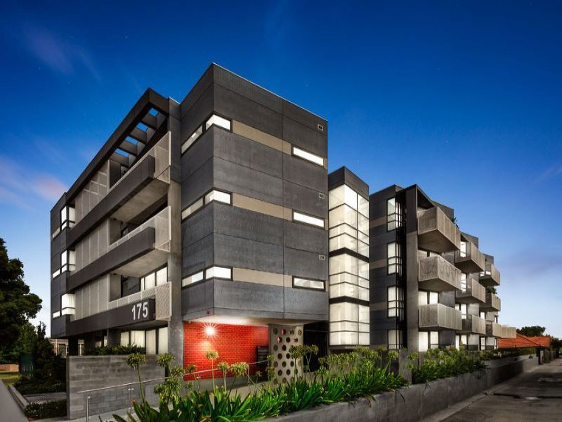 305 / 175 Kangaroo Road, Hughesdale
