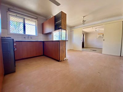 6 / 4 Haines Road, South Hedland