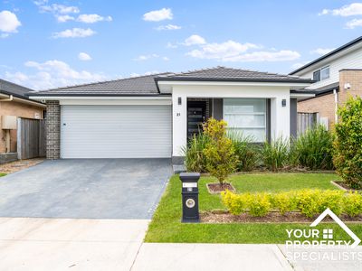 21 Devlin Drive, Gledswood Hills