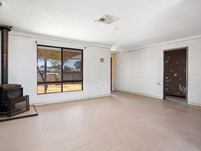 22 Phoenix Place, South Kalgoorlie