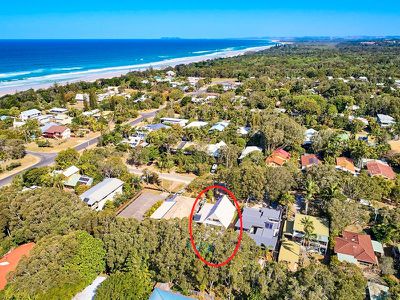 9 Gloria Street, South Golden Beach