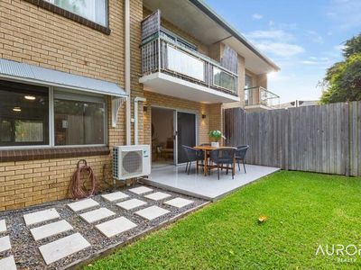 6/40 Pine Street, Bulimba