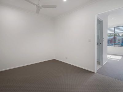 30 / 460 Pine Ridge Road, Coombabah