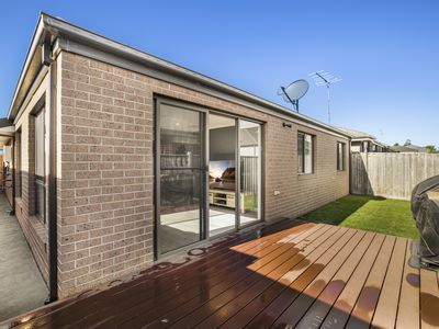 12 Bessie Drive, Cranbourne West