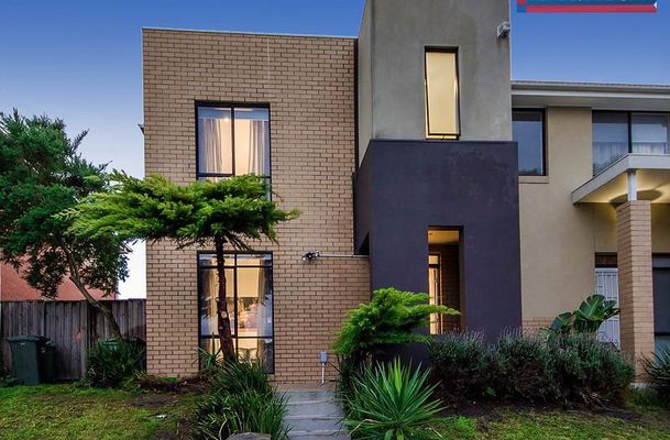 89 Ravenhill Boulevard, Roxburgh Park