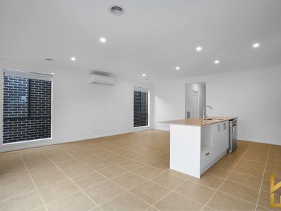 5 Lahore Close, Mount Cottrell