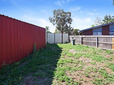 7 Balmoral Place, Melton West