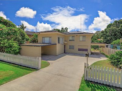 156 Kamarin Street, Manly West