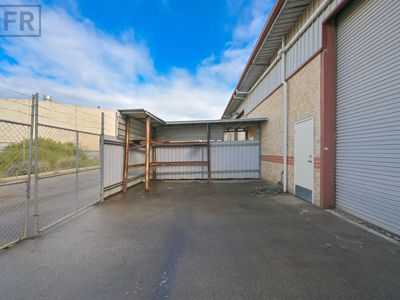 3 / 6 Cocos Drive, Bibra Lake