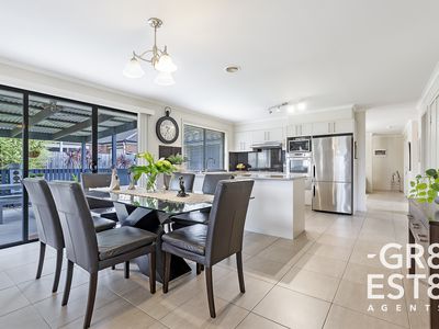21 Ferndown Drive, Cranbourne