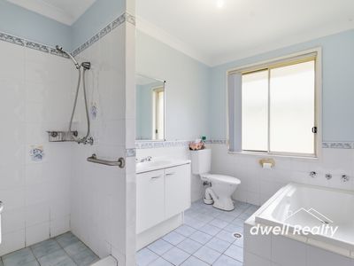 27 RIVERSIDE ESPLANADE, Basin View
