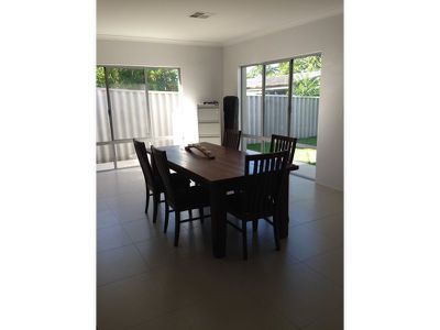 32 Drake Street, Bayswater