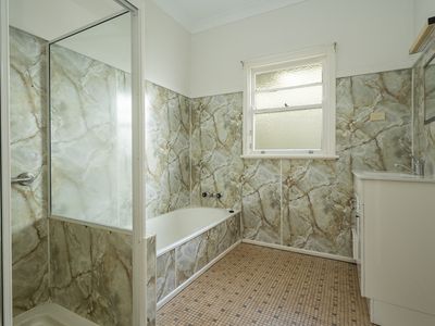 112 Tourist Road, Rangeville