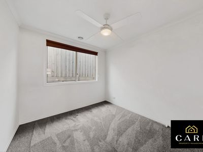 27 Tyrone Avenue, Pakenham