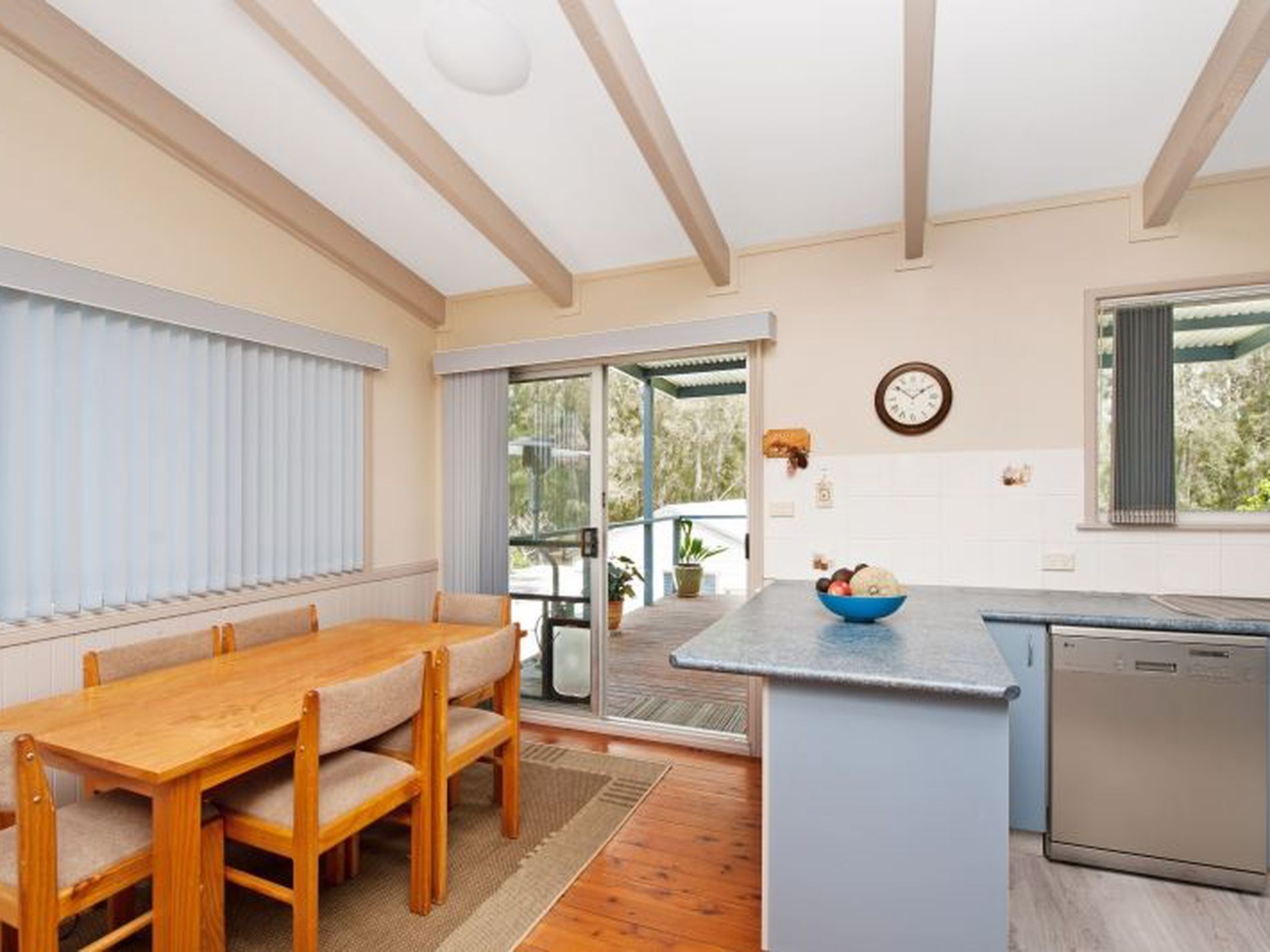 10 Garrad Way, Lake Conjola