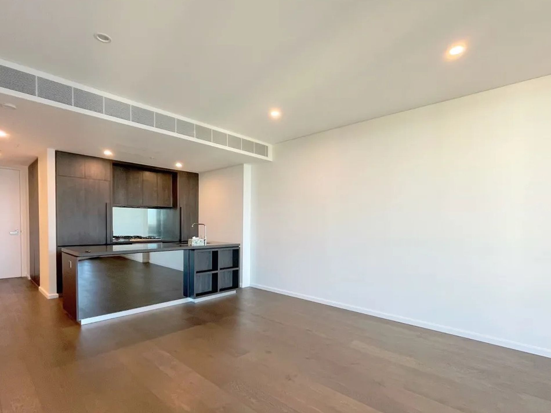 2206 / 500 Pacific Highway, St Leonards