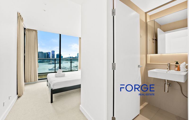 504 / 915 Collins Street, Docklands, Docklands - Thumbnail 6