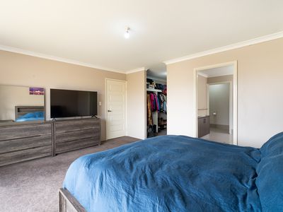 10 Pavonia Parade, Baldivis