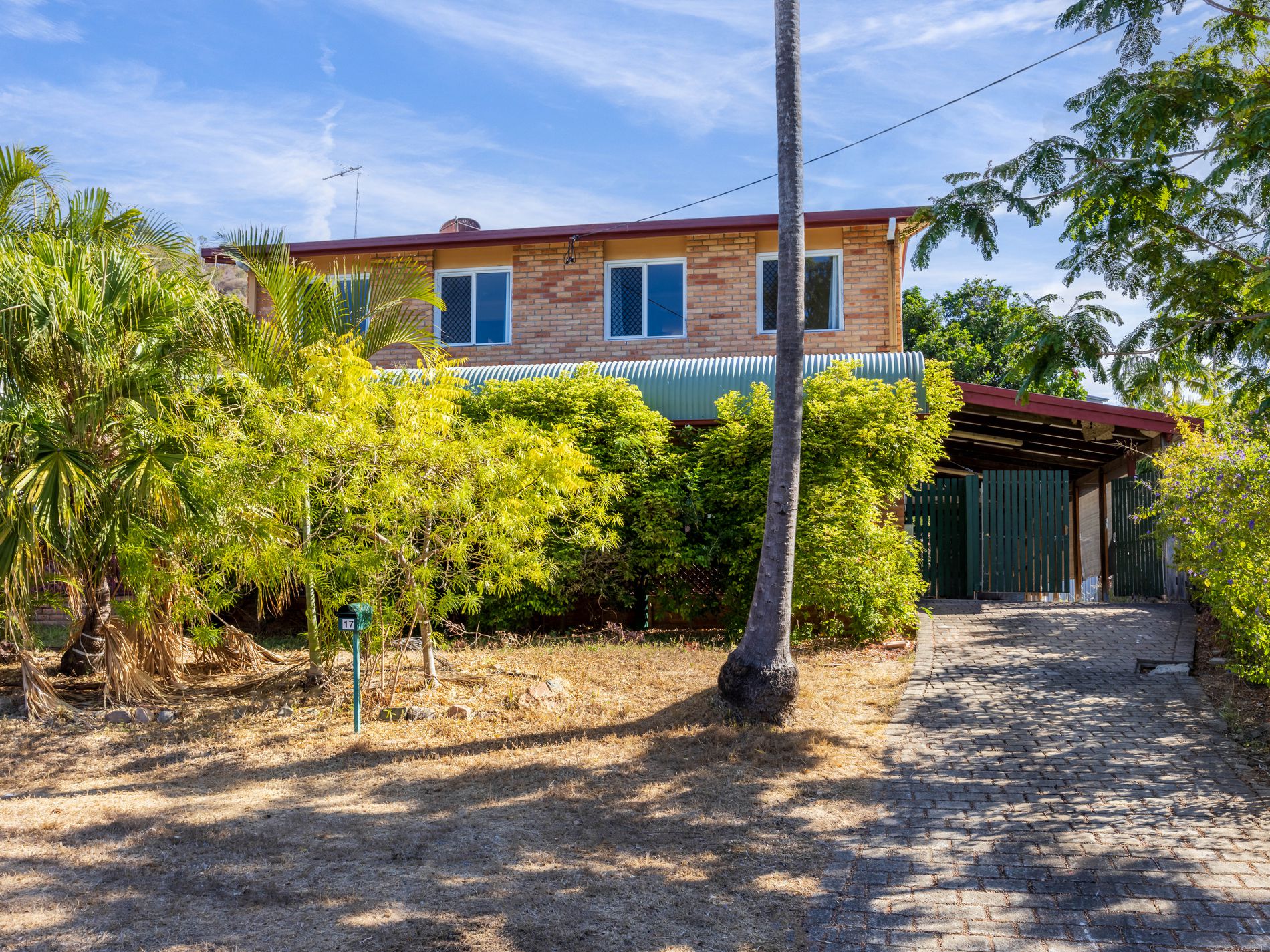 17 Mount Louisa Drive, Mount Louisa