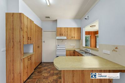 6  Varley Avenue, Tamworth