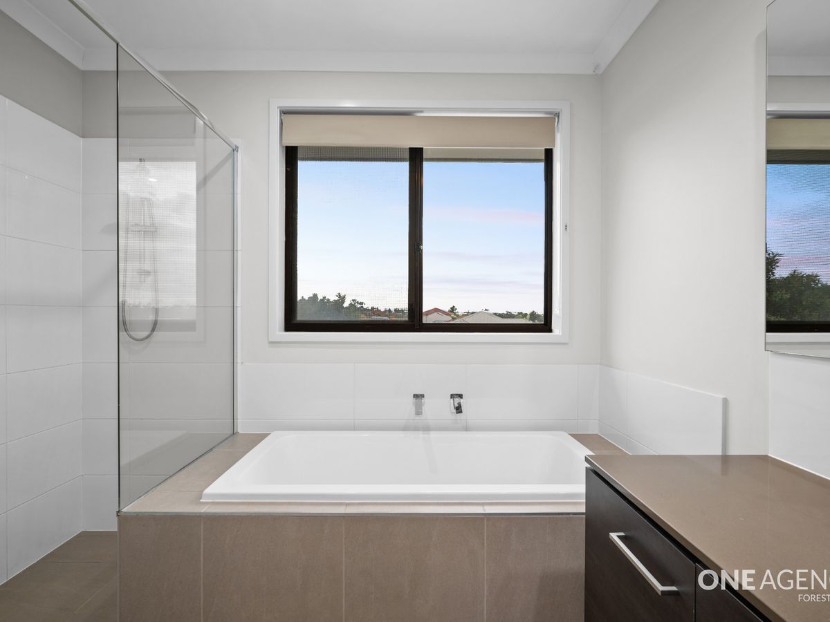 79 Calm Crescent, Springfield Lakes