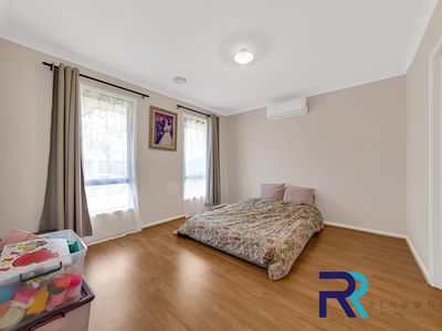 12 Lucindale Road, Wollert