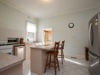 17 The Avenue, Seymour