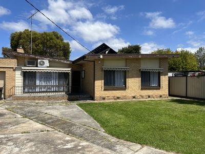 4 Carol Court, Newcomb