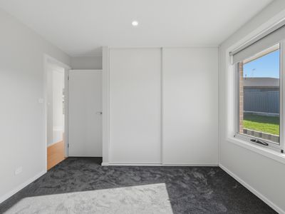 50a & 50b Deavan Drive , Shorewell Park