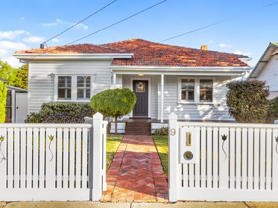 9 Farm Street, Newport