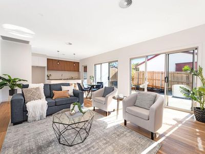 2 / 109 Eggleston Crescent, Chifley