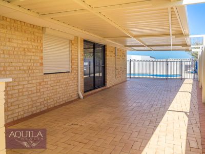 51 Mitra Loop, Bennett Springs